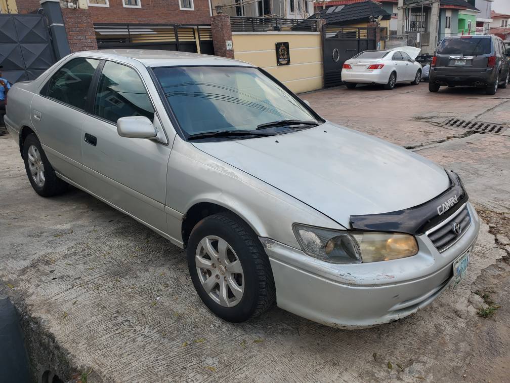 A picture of Reg. Camry 2000