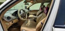 A picture of Mercedes Benz ML 350 4matic 07 First body first user
