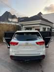 A picture of 2017 Toyota Highlander XLE