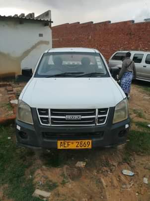 classifieds/cars isuzu