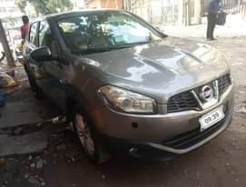 A picture of Clean Nigerian Used Grey Nissan Qashqai 2013