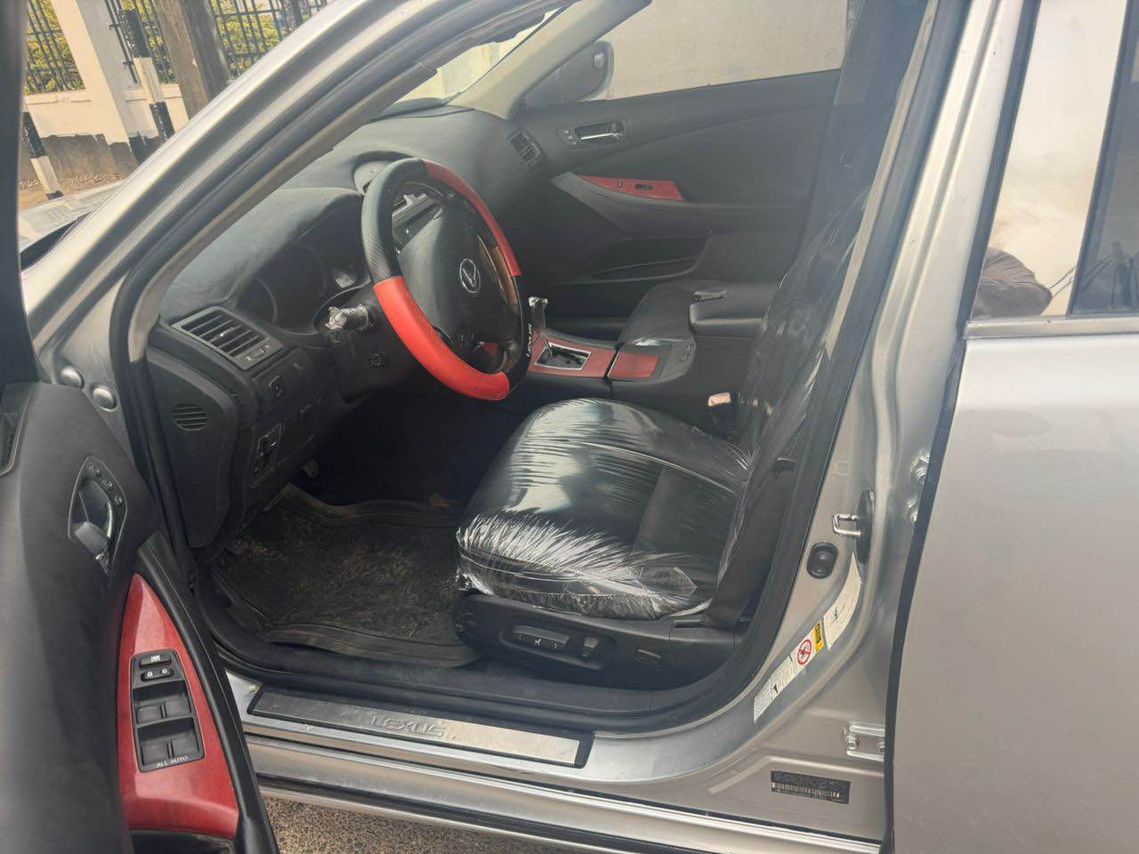 A picture of Buy and Drive Toks standard 08 ES350 6M 500k settlement