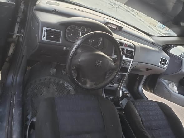 A picture of Peugeot 307 Manual
