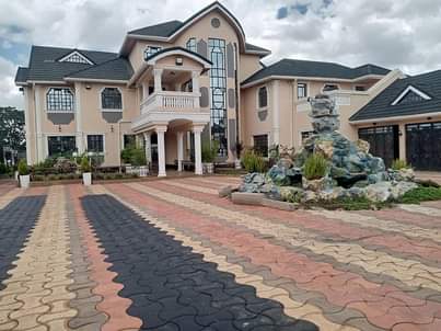 houses runda