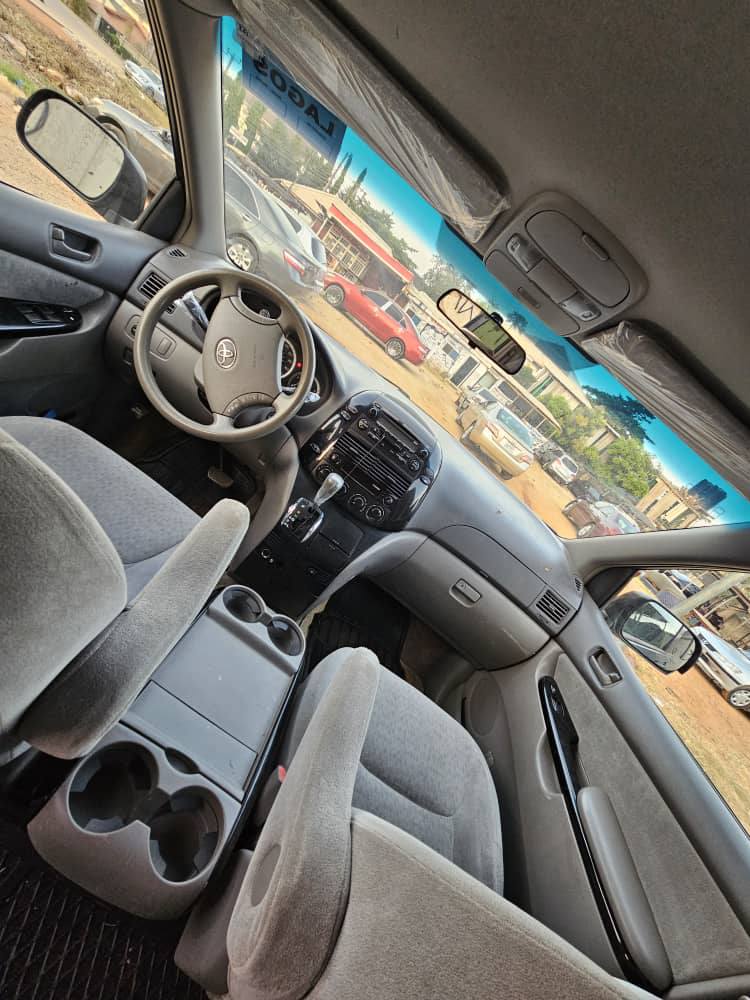 A picture of Car