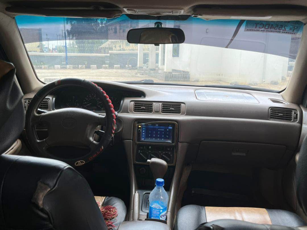 A picture of  A super clean Nigerian used Toyota Camry pencil 