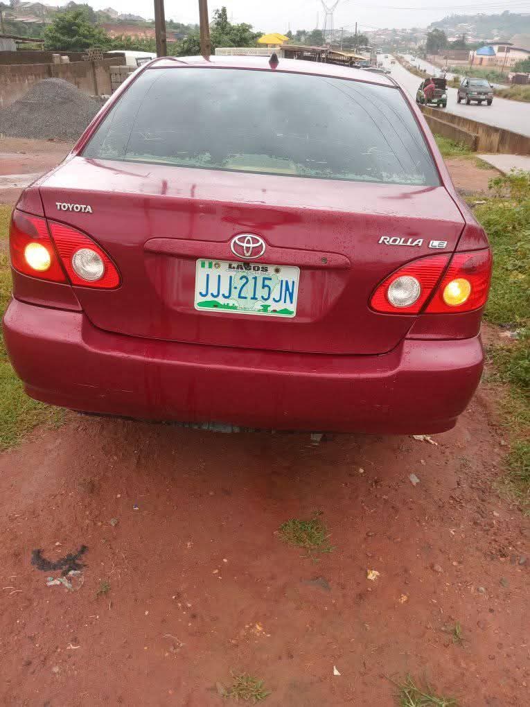 A picture of 2005 Toyota corolla toyota