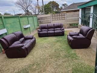 classifieds/furniture sofas