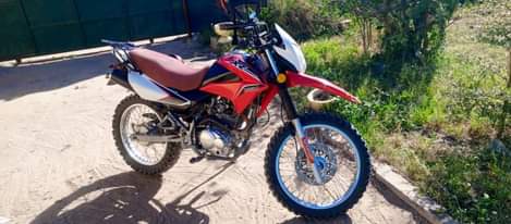 A picture of Xr motor bike on sale 26000 all papers available call