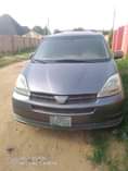 A picture of I have dis Toyota sienna in enugu going for 1