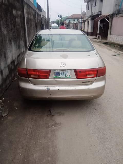 A picture of 2004 EOD HONDA ACCORD V4