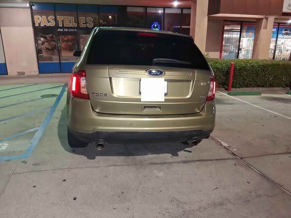 A picture of 2012 Ford edge