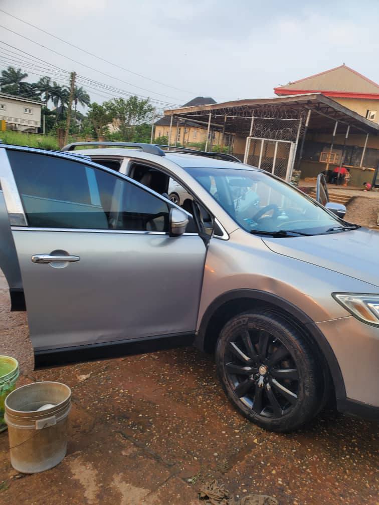 A picture of MAZDA CX 9 2009 MODEL