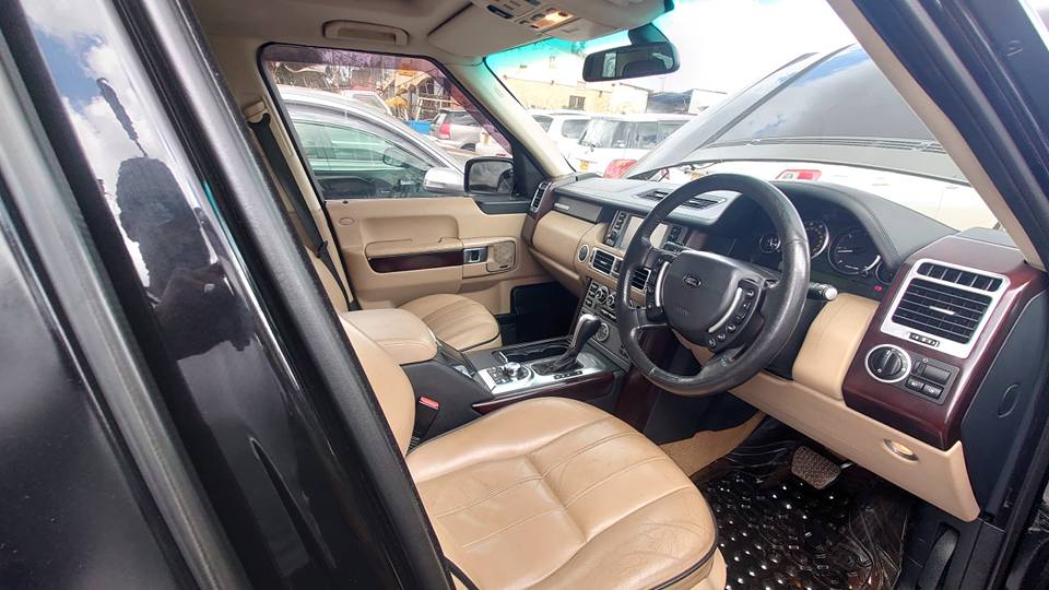 A picture of Range Rover Vogue