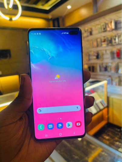 A picture of Samsung galaxy S10