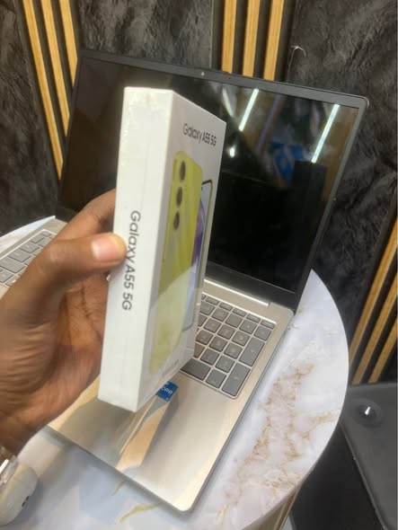A picture of SAMSUNG A55 5G