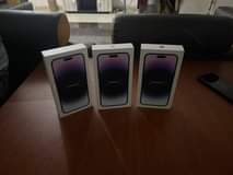 A picture of iPhone 14promax 256gb