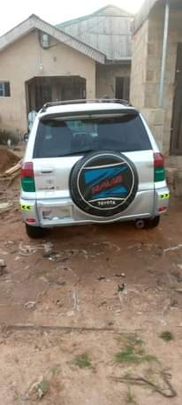 A picture of TOYOTA RAV 4