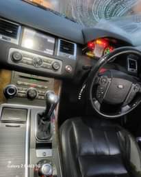 A picture of Range rover 2010 3.0cc diesel engine call 0758965942 price 65m