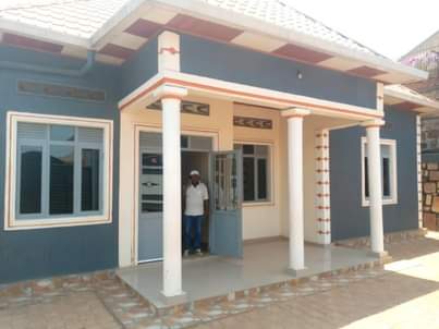 self compound houses