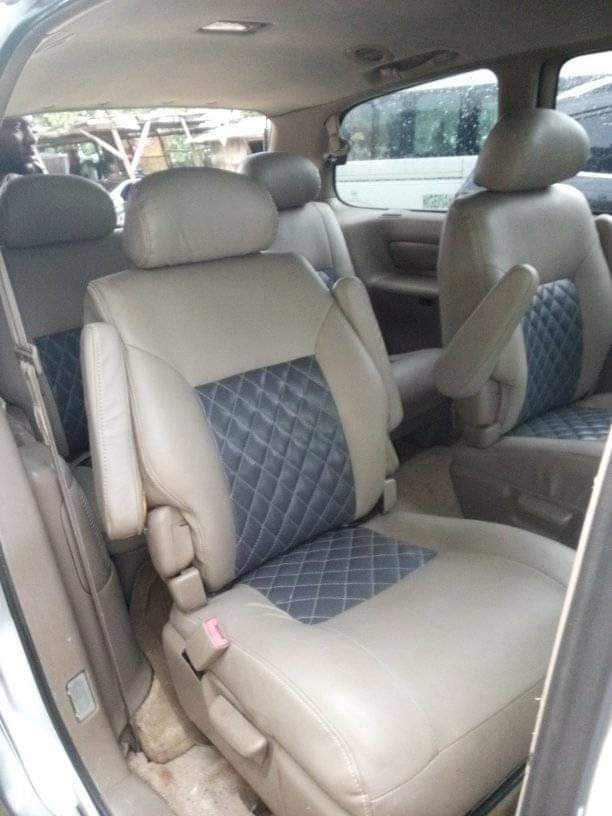 A picture of 2000 Toyota Sienna Yes