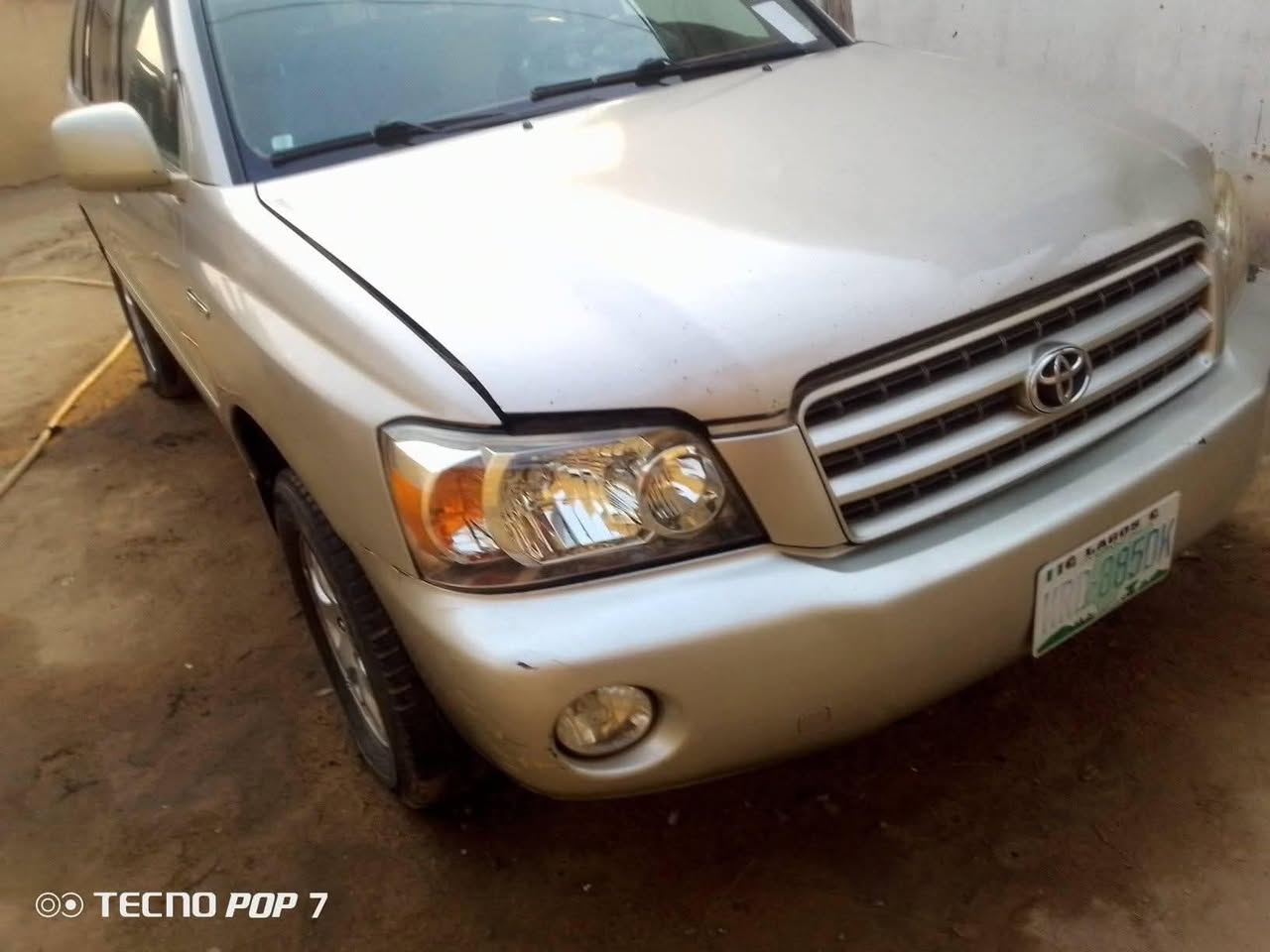 A picture of Toyota Highlander 2005