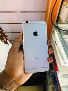 A picture of Iphone 6s Plus 32gb