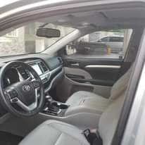 A picture of Toyota Highlander XLE 2015 upgraded to 2017 SUPER CLEAN WITH