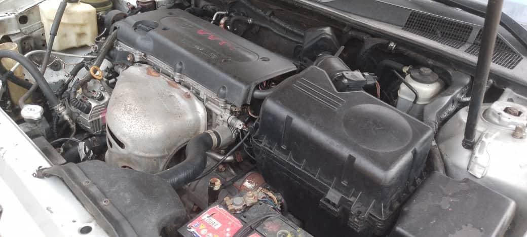 A picture of 2005 Toyota camry