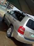 A picture of Toyota Highlander 03