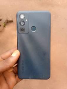 A picture of Phone tecno pop 6