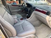 A picture of LEXUS ES 300 TOKS