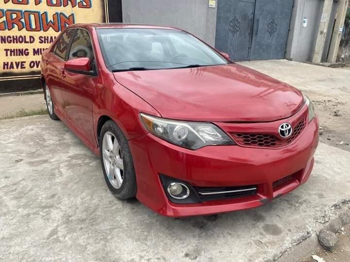 A picture of 2014 Toyota Camry tokumbo Price 11m Location Amuwo odofin Lagos