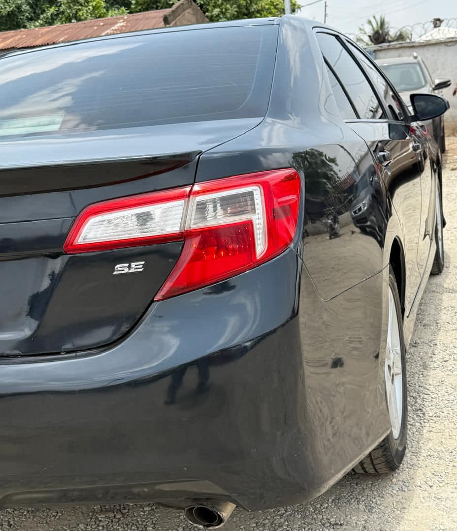 A picture of Toyota Camry 2013 model