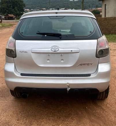 A picture of Awoof Toyota matrix 06 print on first body pan engine