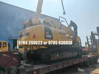 A picture of Komatsu newly imported excavator