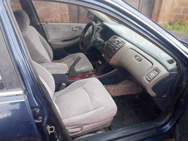 A picture of 2000 Honda Accord
