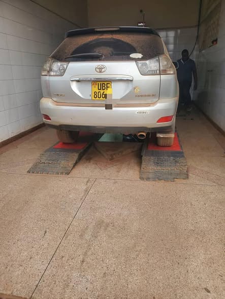 A picture of HARRIER 25 5M CALL 0701488581 WHAT S APP 0776417404
