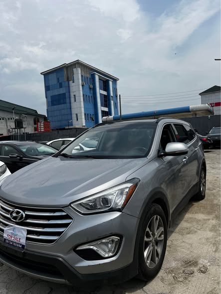 A picture of Distress sale Direct Belgium 2015 Hyundai Santafe Fullest Option 14