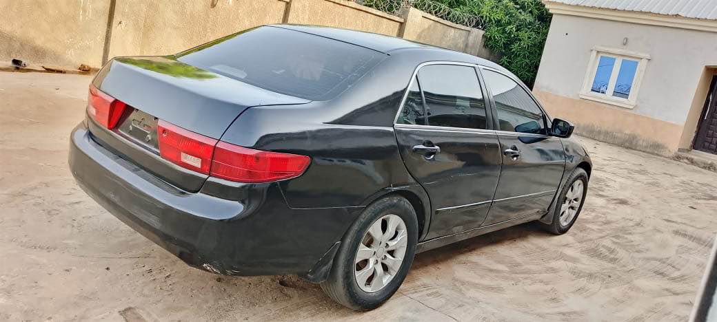 A picture of QUICK SALES HONDA ACCORD EOD 2004