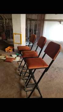 A picture of Bar chairs