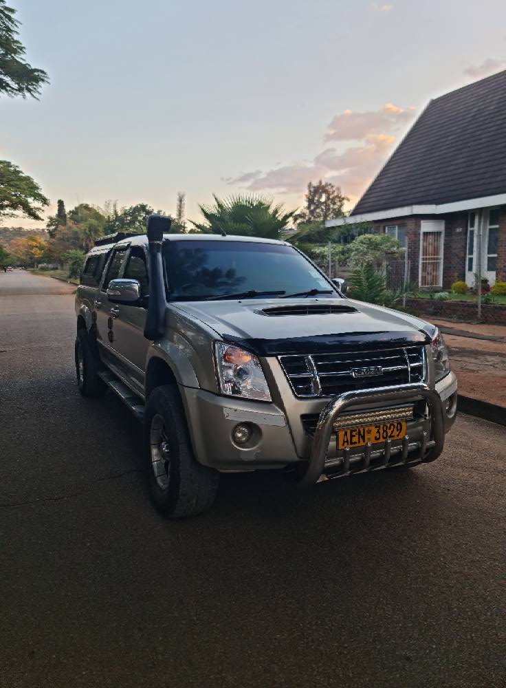 classifieds/cars isuzu