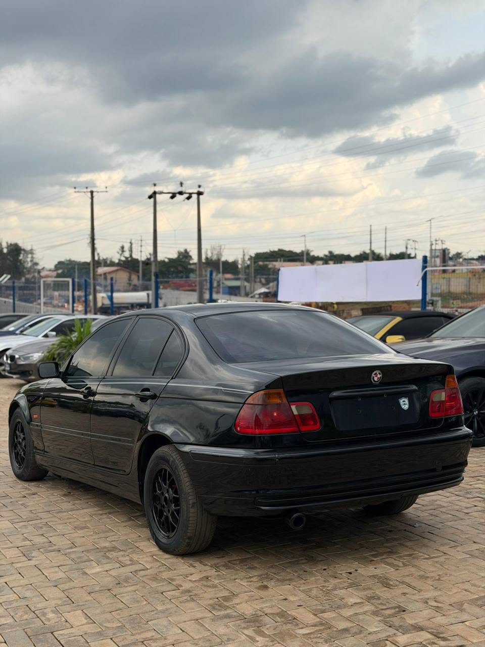 A picture of BMW E46 4 cylinder M42 engine 3 3M