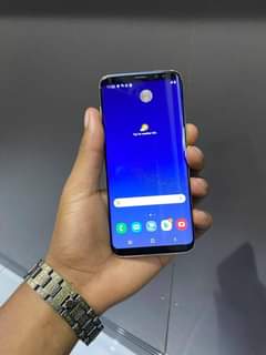 A picture of SAMSUNG S8
