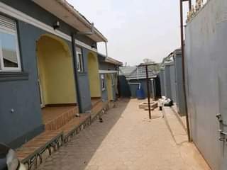 A picture of Call or WhatsApp me 0779313881