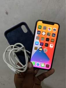 A picture of IPhone X 64GB