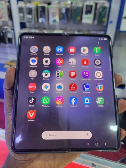 A picture of SAMSUNG GALAXY Z FOLD 5 512GB