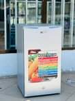 A picture of FRIJI SINGLE DOOR NZURI SANA TSH 285 000 CALL 0746424265