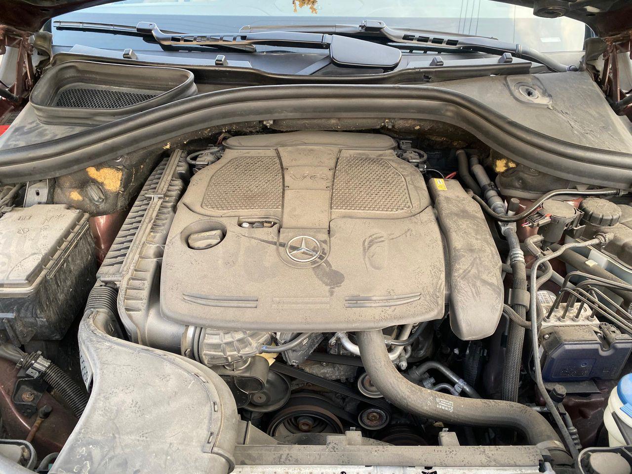 A picture of 2013 Mercedes Benz ml350