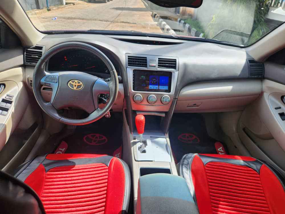 A picture of Toyota Camry 2008